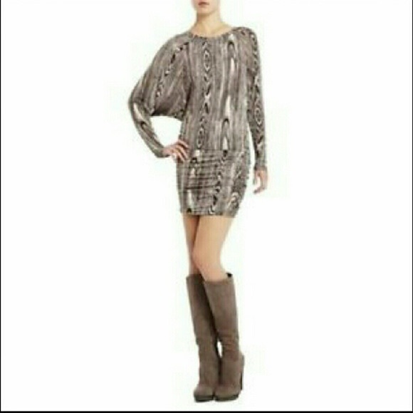 BCBGMaxAzria Dresses & Skirts - 💗3/$25💗 NWT BCBG Max Azria Olive Dress Small